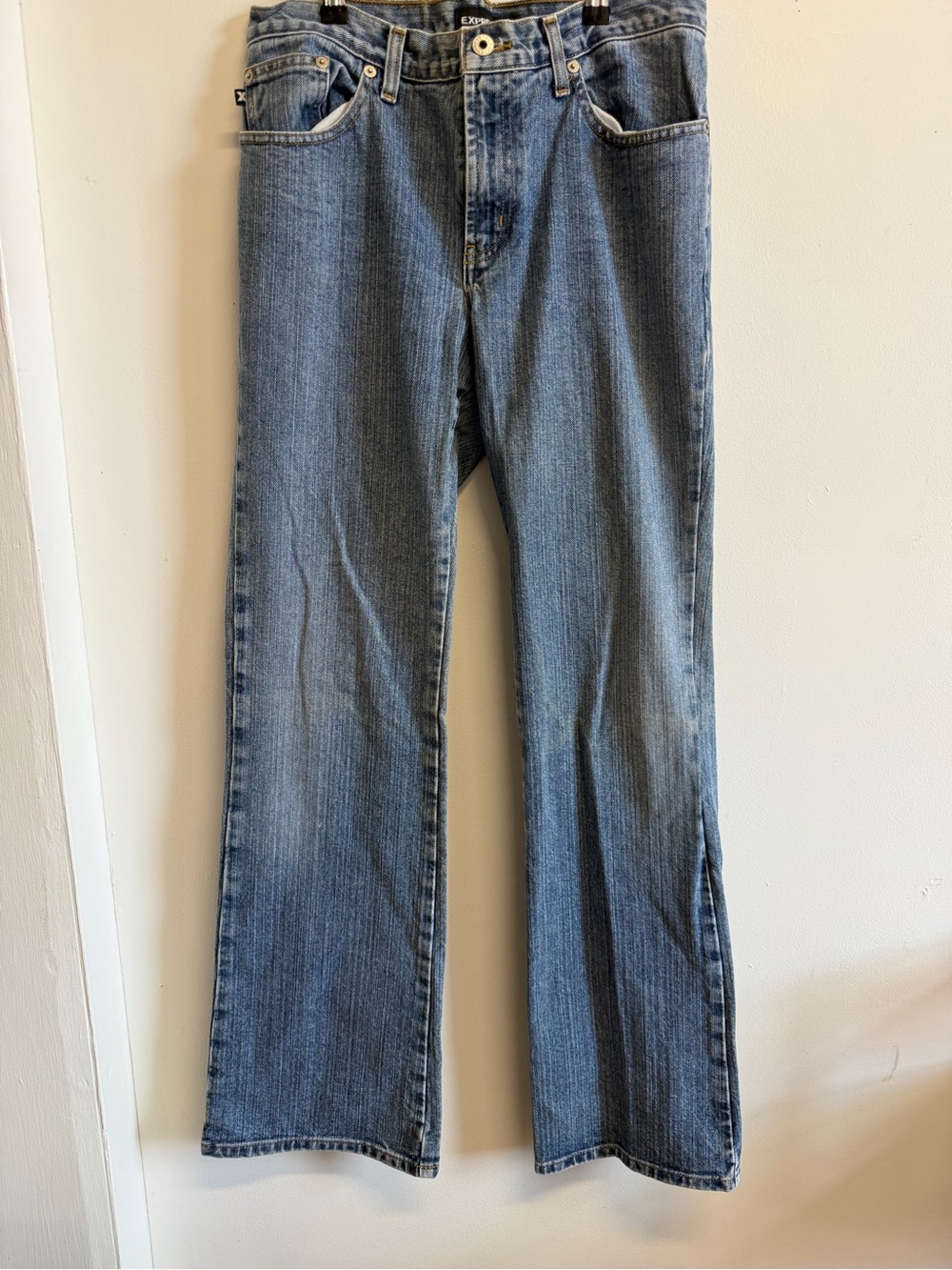 Vintage Y2K Express Low Rise Flare Jeans 7/8 Long medium wash
